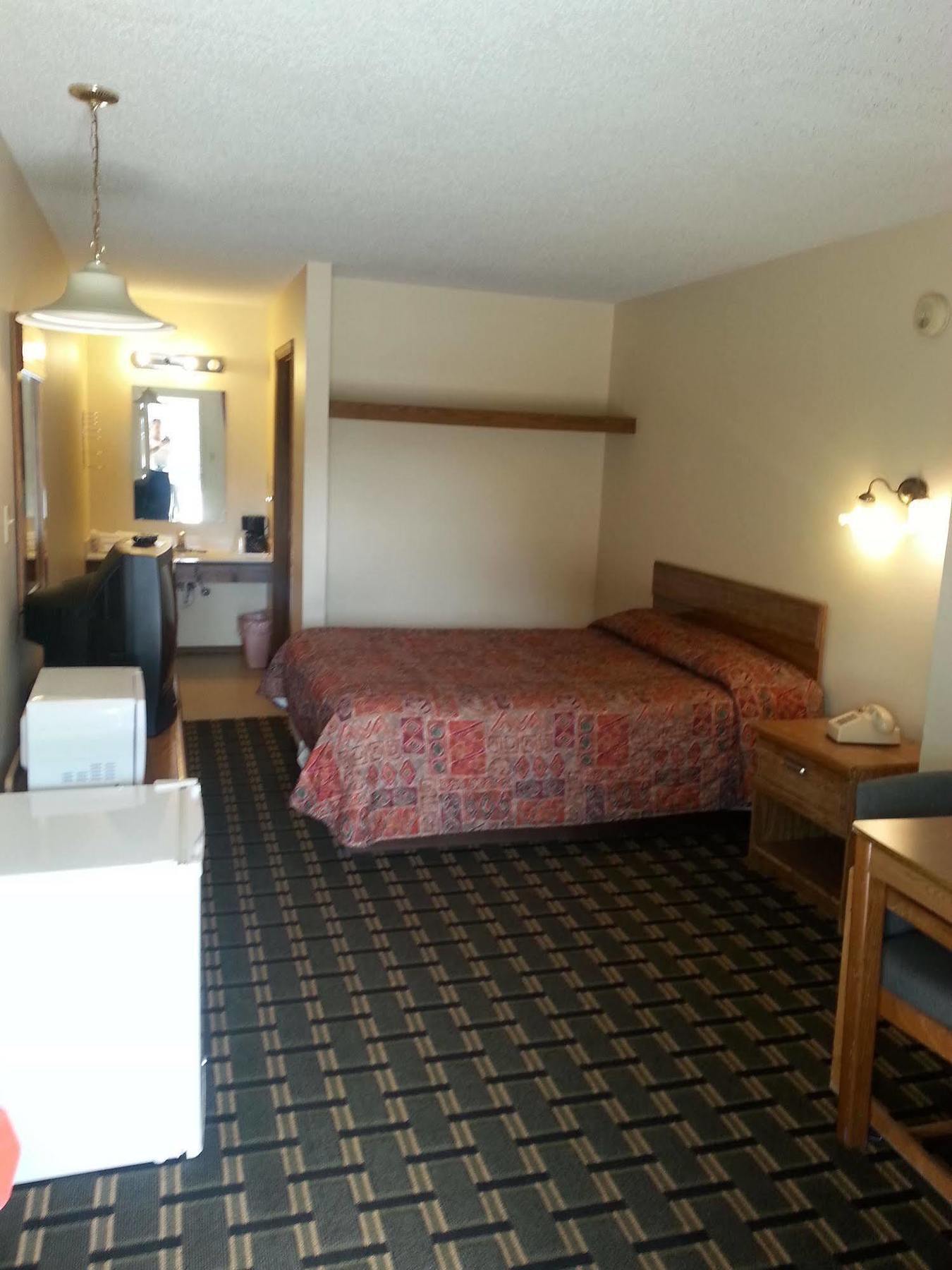 Holiday Pines Motel Jay Buitenkant foto